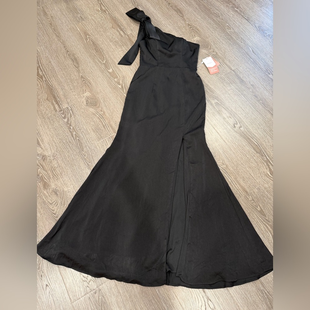 One-Shoulder Black prom bridal trumpet mermaid dress with Bow Accent with slit